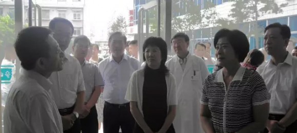 张建欣副省长莅临山西华晋骨科医院