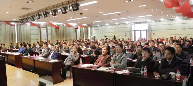 纪斌平教授膝关节单髁置换