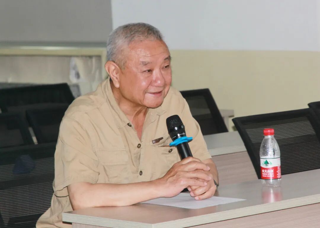 任龙涛.jpg